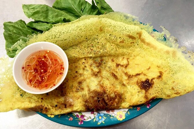 The Coolest Vegan Food Tour by Motorbike in Ho Chi Minh City - Stop 3: Ho Thi Ky Flower Market and street snacks by the food stalls