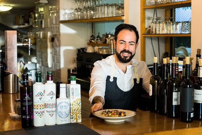 The Granada Evening Tapas Crawl by Food Lover Tour - Quick highlights before you go