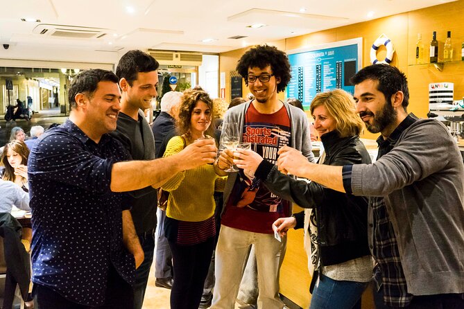 The Granada Evening Tapas Crawl by Food Lover Tour - Granada at 7:30 pm: what the evening is really like