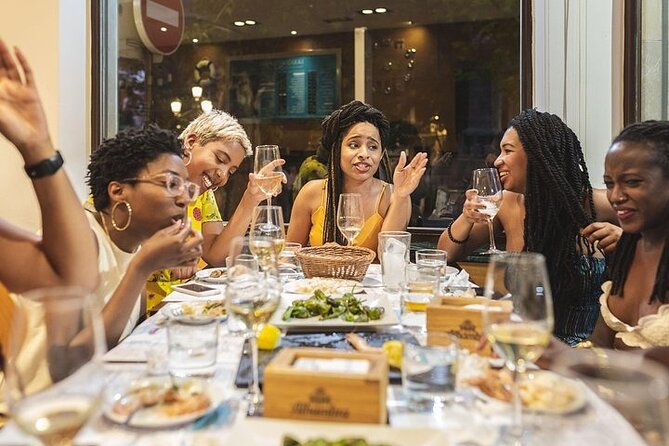 The Granada Evening Tapas Crawl by Food Lover Tour - Meeting point and timing: start at Plaza Romanilla, end there too