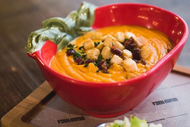 The Granada Evening Tapas Crawl by Food Lover Tour - Dietary and allergy rules: the one thing to get right early