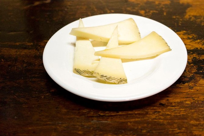 The Seville Tapas Crawl Tour by Food Lover Tour - The Drink Plan: Alcohol Included, Non-Alcohol Options Too