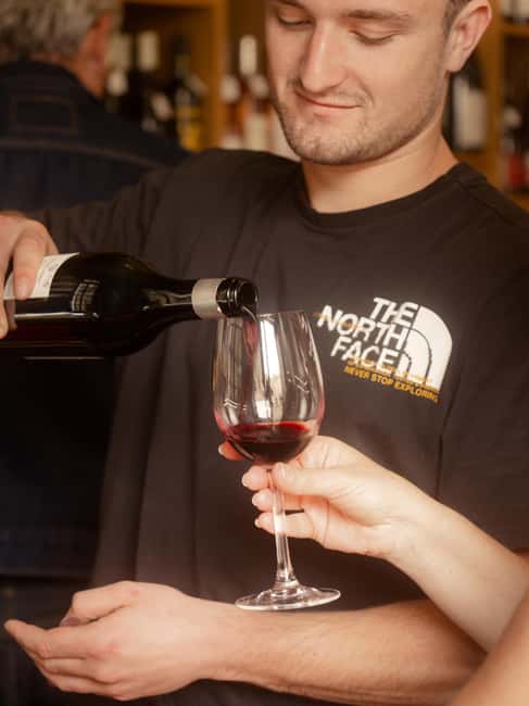 The Ultimate Bordeaux Food Tour: Full Meal & Fine Wines - The food stops: what you’ll actually eat (and what changes by season)