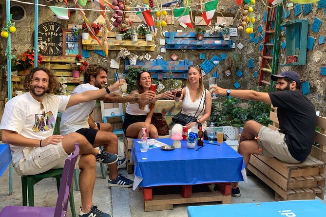 The Unfiltered Street Food & Market Tour of Naples (by Streaty) - Small group pacing: conversation time with a guide