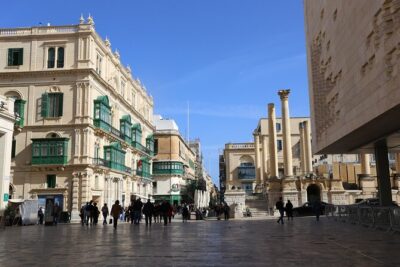 The Valletta Street Food and Culture Walking Tour - Stop 3: Merchant Street Market and ftira with kinnie