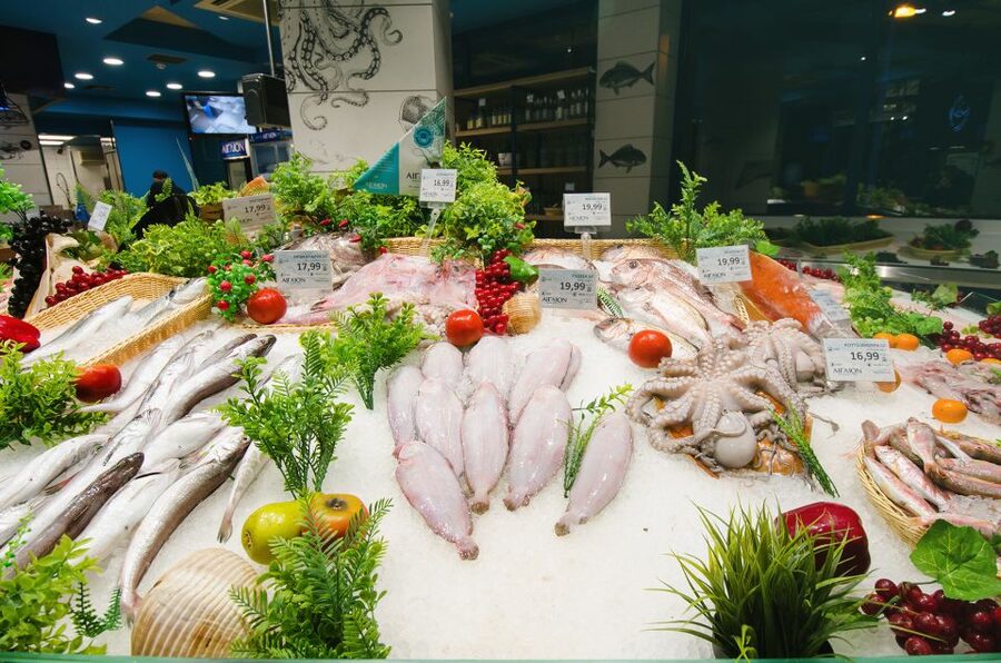 Thessaloniki: Open Market Food Tour with Tasting - Folk art crafts shop: a cultural souvenir that isn’t just clutter