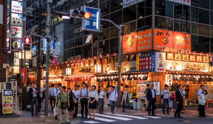 Tokyo: 3-Hour Food Tour of Shinbashi at Night - Dessert finale: closing the night the Japanese way