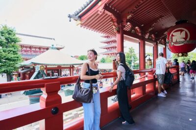Tokyo: Asakusa & Sensoji ー Oldest Temple Walking Tour (2hrs) - Nakamise Shopping Street: souvenirs plus real street-level atmosphere