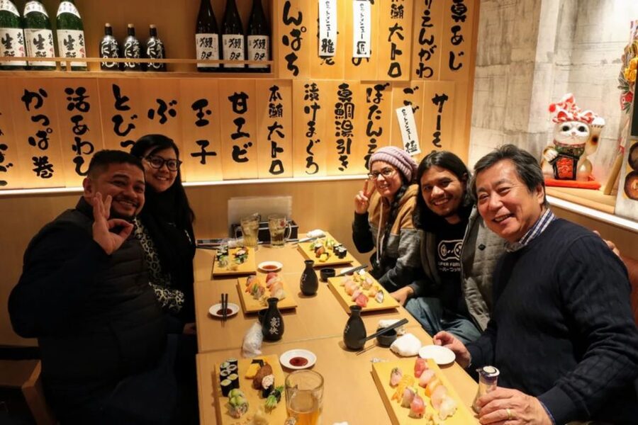Tokyo: Night Foodie Tour in Shinjuku - Kabukicho Street Walk: Neon Chaos, with a Map