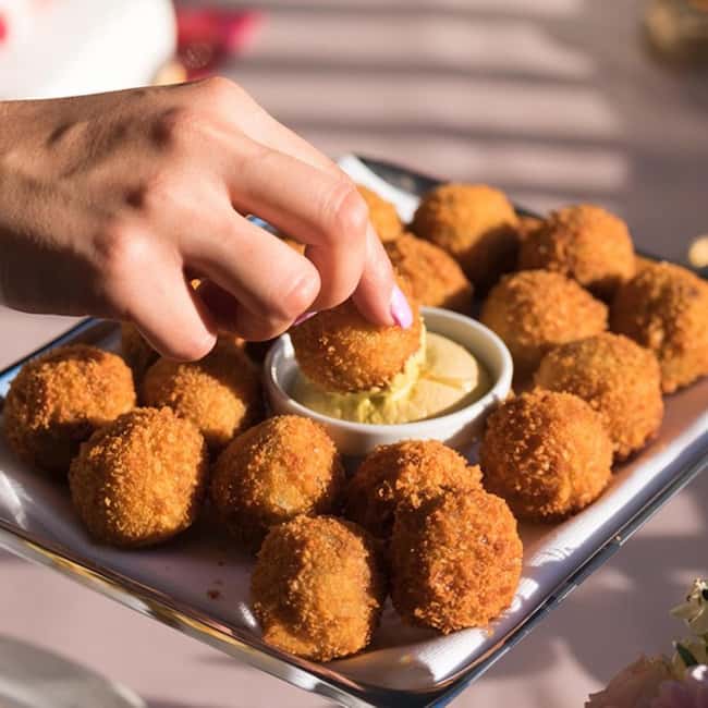 Top 10 Tastings of Amsterdam: Guided Walking Food Tour - Bitterballen with drinks: Amsterdam’s bar-food logic, explained