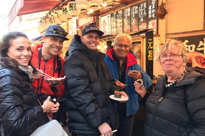 Toyosu Market Morning Tuna Auction and Tsukiji Food Tour with Licensed Guide - Tour guides: the human difference you’ll notice at 5 a.m.