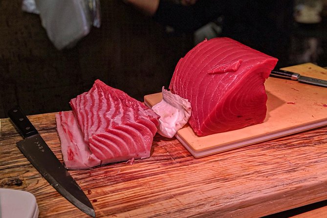 Tsukiji Fish Market Food Tour: Seafood, Street Food & Hidden Gems - What you’ll eat: the lunch-size tasting at 5+ vendors