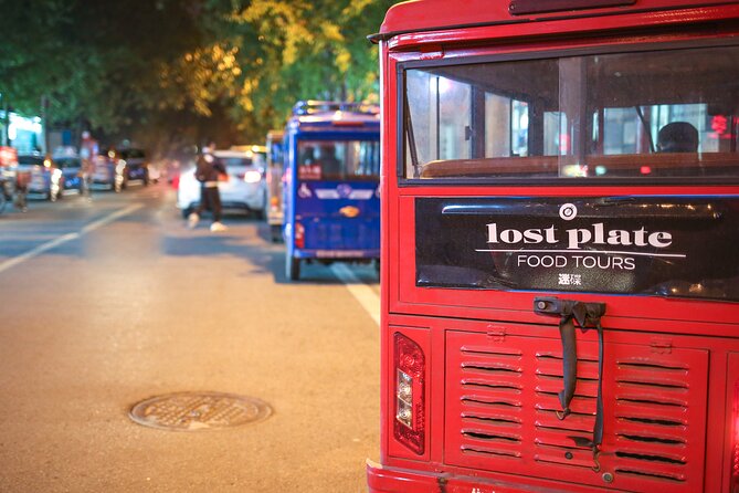 Tuktuk Food Tour Through Chengdu's Local Eats - Why a Chengdu evening beats DIY food wandering