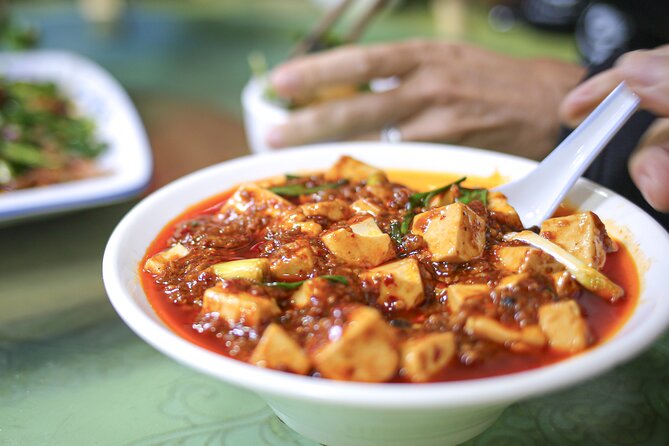 Tuktuk Food Tour Through Chengdu's Local Eats - Tuk-tuk Transportation: tight seats, but better access
