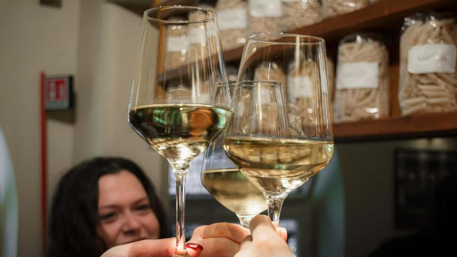 Turin: Aperitivo & Street Food Tour Delights with a Local - Pacing, Walking, and Realistic Expectations for Comfort