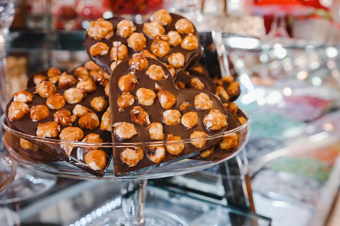 Turin Sweet & Chocolate Walking Food Tour by Do Eat Better - Price and Logistics: What You’re Paying For