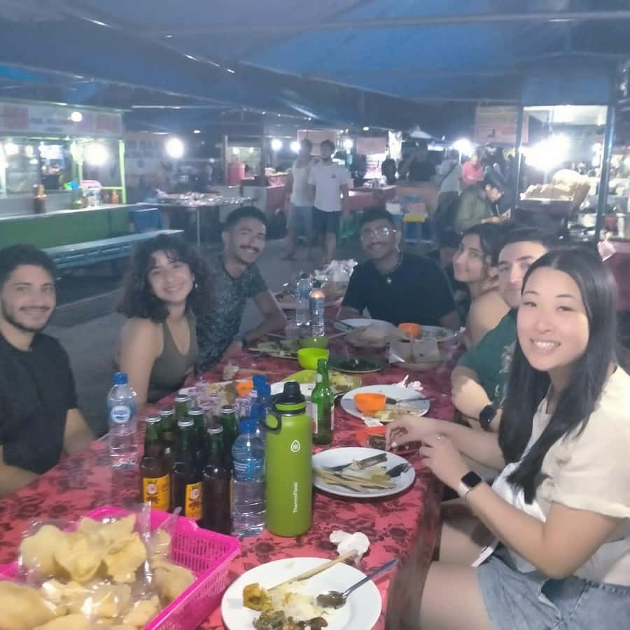 Ubud Traditional Night Market Food Tour-All Inclusive - Stop 1: the Balinese cake start that sets the tone
