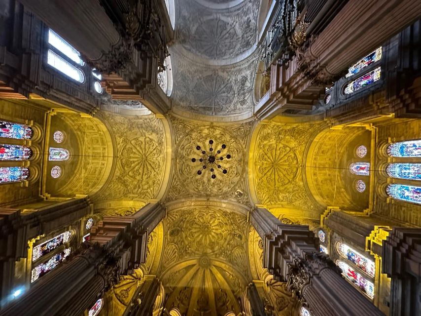 Ultimate Malaga: History and Tapas All Included - Practical Tips for a Smooth 4 Hours in the Sun or Rain