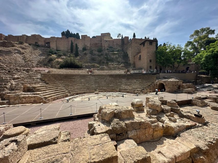 Ultimate Malaga: History and Tapas All Included - Tapas Stop Two: More Bites, More Advice, More Street-Level Málaga