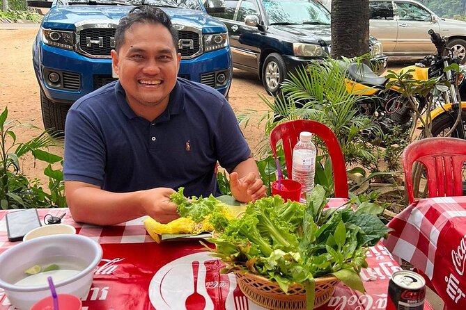 Ultimate Siem Reap Food Tour (10 Locals Tasting with Drinks & Transport) - Pickup, transport, and a private group feel