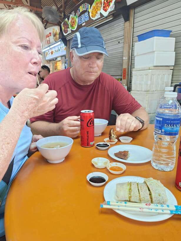 UNESCO Hawker Culture: Chinatown Food Tasting Tour - What you’ll actually eat and drink (and why the guide matters)