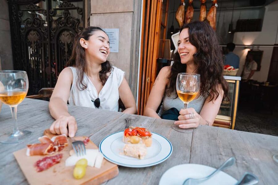 Valencia: Tapas and Drinks Evening Tour - Practical tips so you enjoy every stop