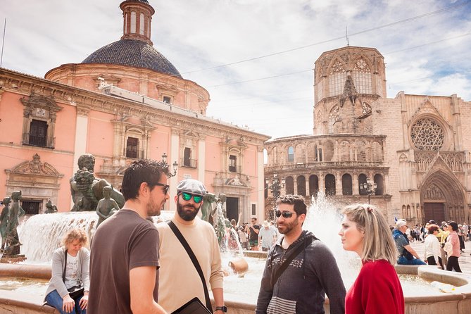 Valencia Tapas and Sightseeing Guided Tour - Pacing, group size, and the real benefit of walking together