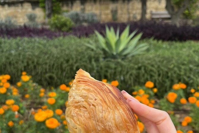 Valletta Food Tour - Coffee and Kinnie, plus a local beer: what to sip and why