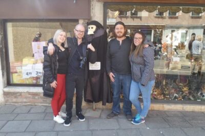 Venetian Cicchetti Street Food and Sightseeing Walking Tour - Where You Start: Campo San Bortolomio and the Walk to Campo Santa Margherita