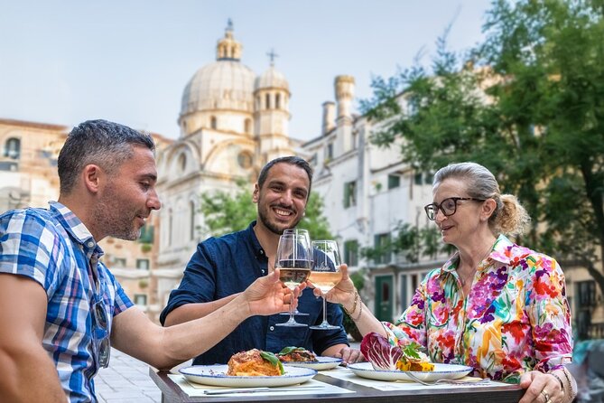 Venice Evening Food Tour: Bites, Drinks & Sit-Down Dinner - Quick highlights