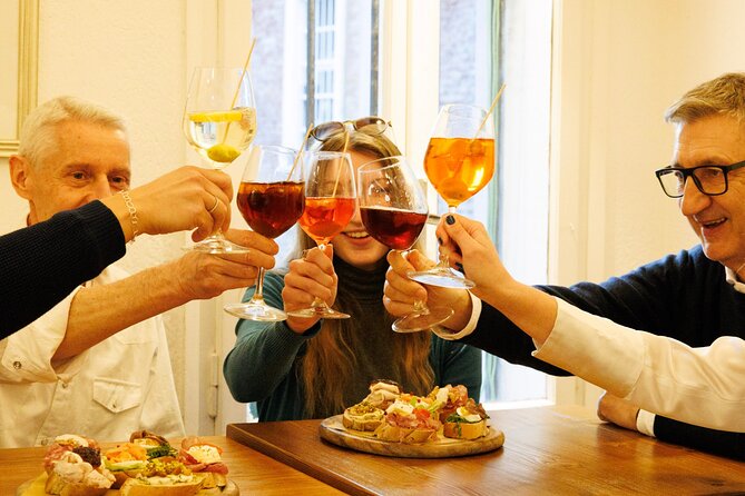 Venice Evening Food Tour: Bites, Drinks & Sit-Down Dinner - Stop 4 at Antico Gatoleto: choose your sit-down dinner