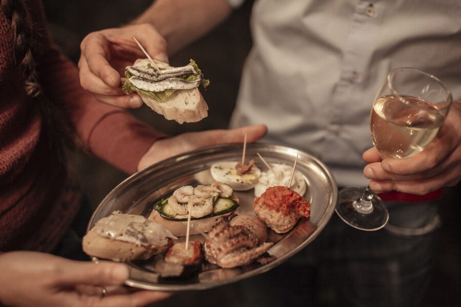 Venice: Private Food Tour – 10 Tastings with Locals - Price and value: is $222.04 per person worth it?