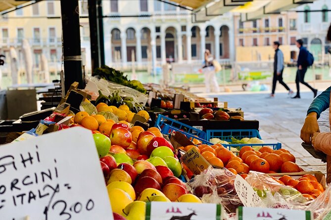 Venice Street Food Tour with Local Guide with Local Food Market Visit - Meeting Near Rialto Bridge: The Easiest Way to Start Eating Like a Venetian