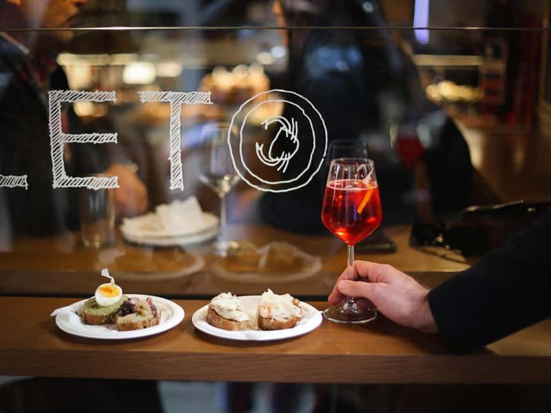 Venice: The Ultimate Food Tour with Wine & Spritz - Stop 1: Campo S.S. Giovanni e Paolo spritz + street food