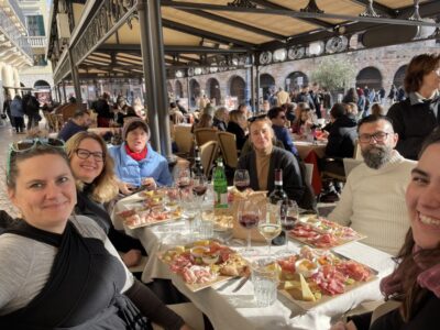Verona: City Walking Tour with Cable Car & Wine Aperitif - Roman gates and arches: Porta Borsari and the Arena from outside