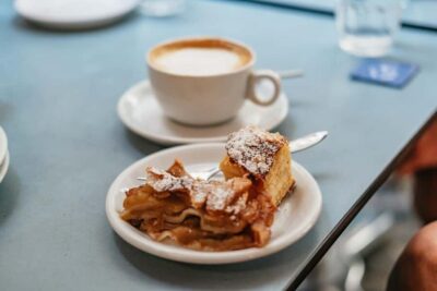 Vienna: Guided Foodie Walking Tour with Tastings and Coffee - Meeting at WEIN & CO Wien Stephansplatz: the day starts with direction