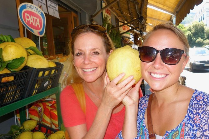 Walking Food Tour in Sorrento w/ Limoncello Factory Lemon Grove - Gelato Finale: Ending With Something Sorrento Does Well