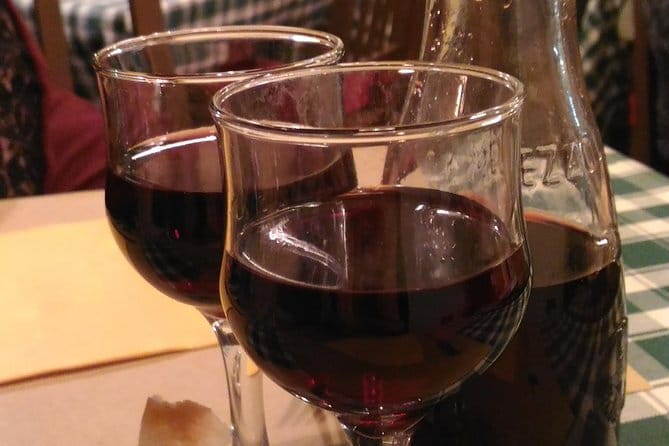 Walking Food Tour of Florence with Tastings and Wine - What you’ll eat and drink: a Tuscan set of flavors