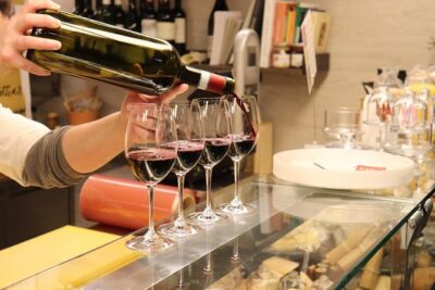Walking Food Tour of Milan with Tastings - Statue of Constantine and the Edict of Milan: History That Isn’t Just Dates