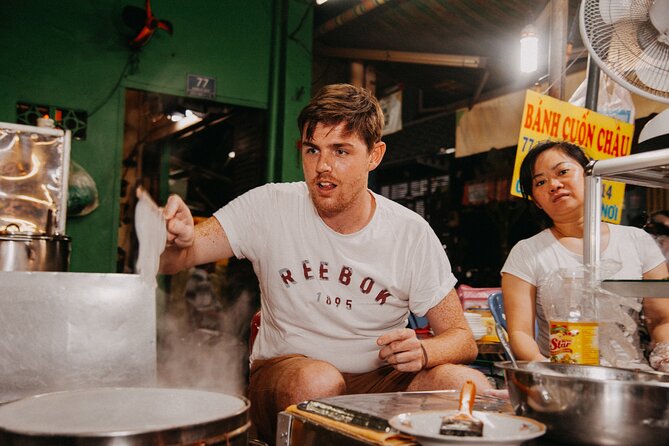 Walking Street Food Evening Safari with 20 tastings - What to Wear and Bring for a Comfortable 3–4 Hour Night