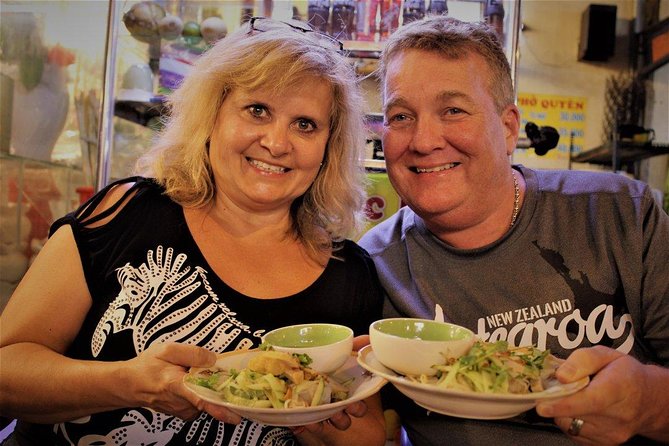 Walking Street Food Evening Safari with 20 tastings - Price and Logistics: What $49 Gets You (and what to watch)