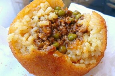 Walking Tour and street food Tour Palermo / History and Food - Quattro Canti: the old-town crossroads you’ll keep returning to