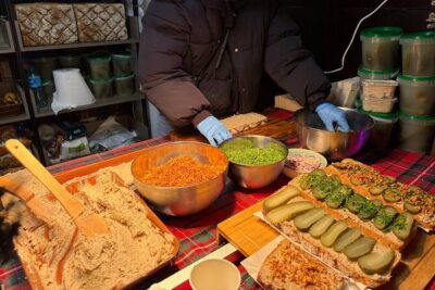 Warsaw Foodie Tour - Food, Drinks, History & Traditions - Where it starts: plac Defilad and a quick orientation
