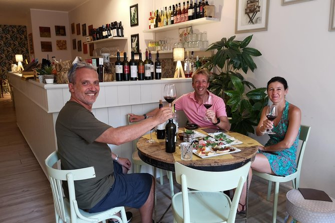 Wine and Food Tasting Experience in Lecce old town - Getting to La Strada del Vino in Lecce old town