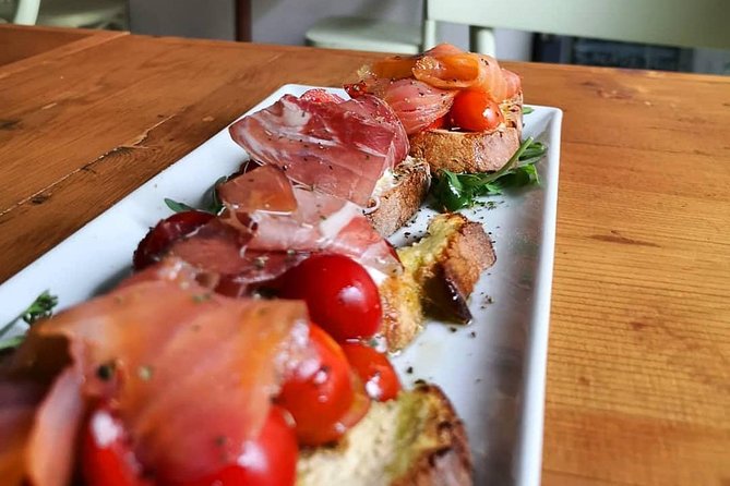 Wine and Food Tasting Experience in Lecce old town - Why this tasting is a smart Lecce break (not a detour)