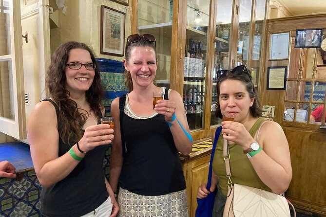 Wine and Tapas walking Tour in Malaga - A 6 pm tapas walk is the smartest way to meet Malaga