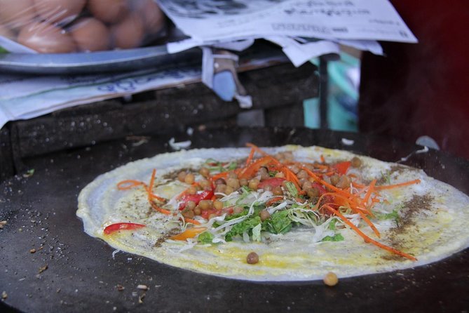 Yangon Evening Street Food and Market Walking Tour - How the 5:00 pm start makes Yangon food feel like a nighttime ritual