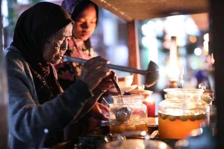 Yogyakarta: Guided City Walk and Food Tour - Key Highlights You’ll Actually Feel